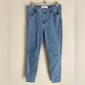 Hollister High Rise Skinny Jeans